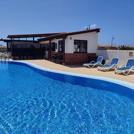 Two Bed Duplex With Spectacular Views Апартаменты *