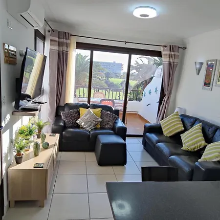Two Bed Duplex With Spectacular Views Апартаменты Сан Мигель