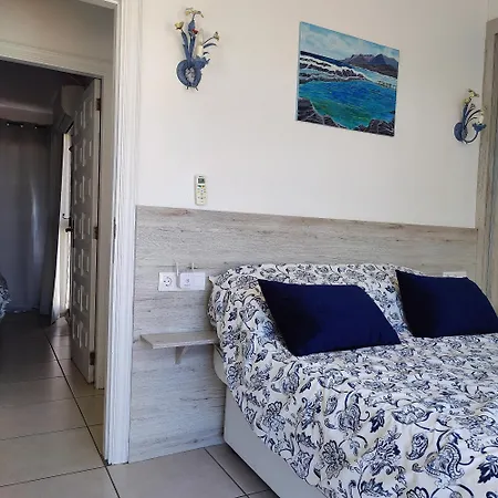 Two Bed Duplex With Spectacular Views Апартаменты Сан Мигель
